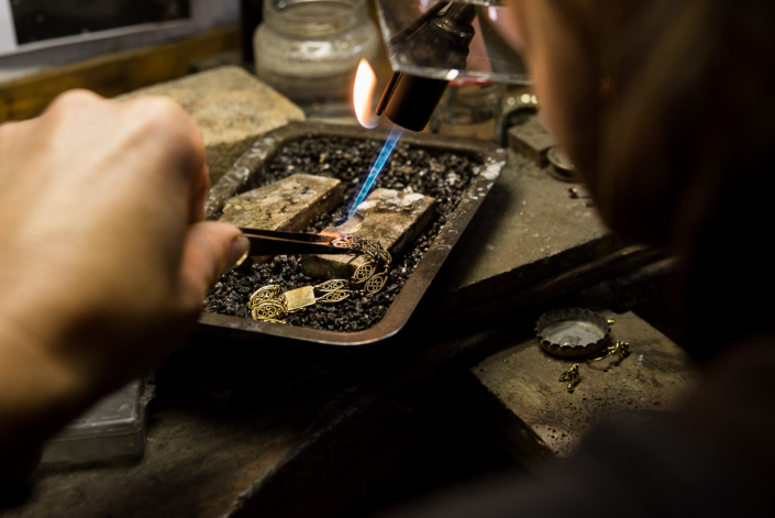 Reportage photos artisanat - Bijouterie Bizouard